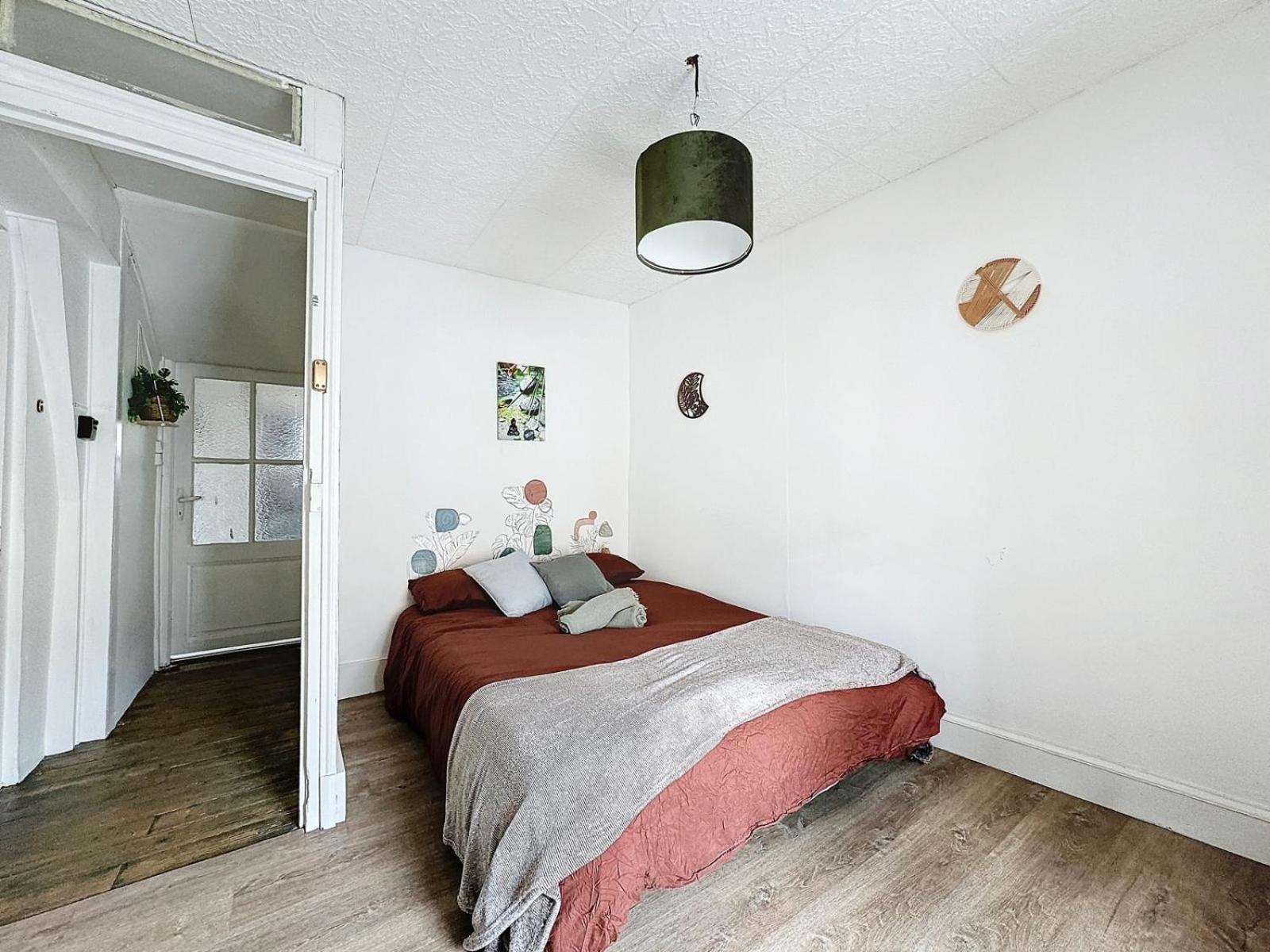 A1 Champagne Residence - 200 M2 14 Personnes 2 Toilets 4 Showers - Hyper Centre - Chalons En Champagne Exteriör bild